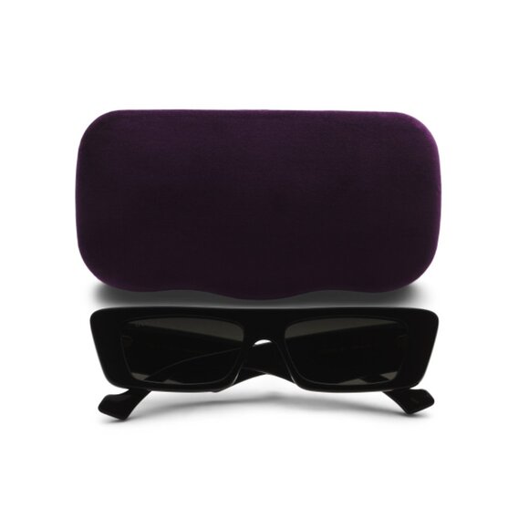 GUCCI Black 54mm Designer Sunglasses - Picture 1 of 2